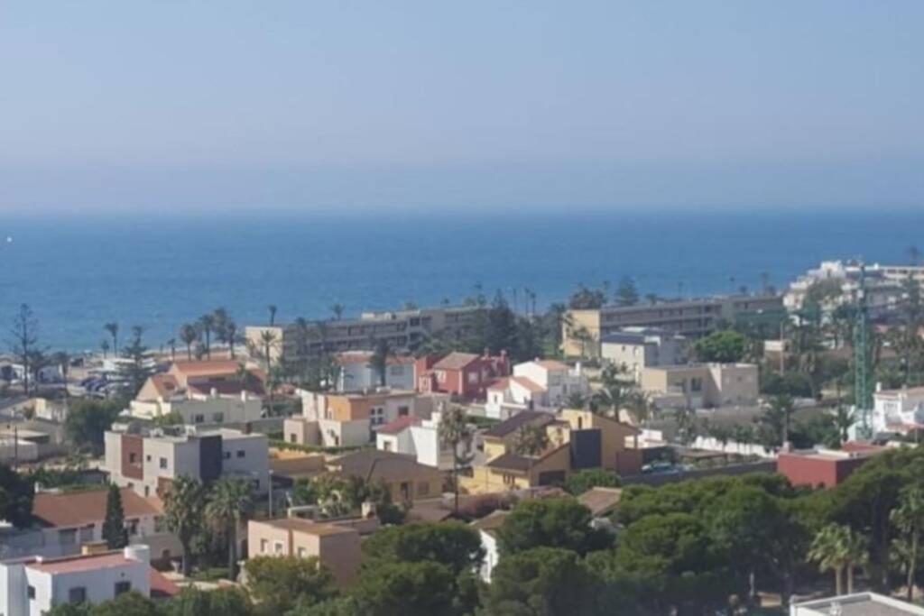 Estudio Atico En Urbanizacion Roquetas De Mar Ngoại thất bức ảnh